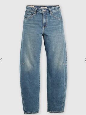 Levi’s Baggy Dad Barrel Jean